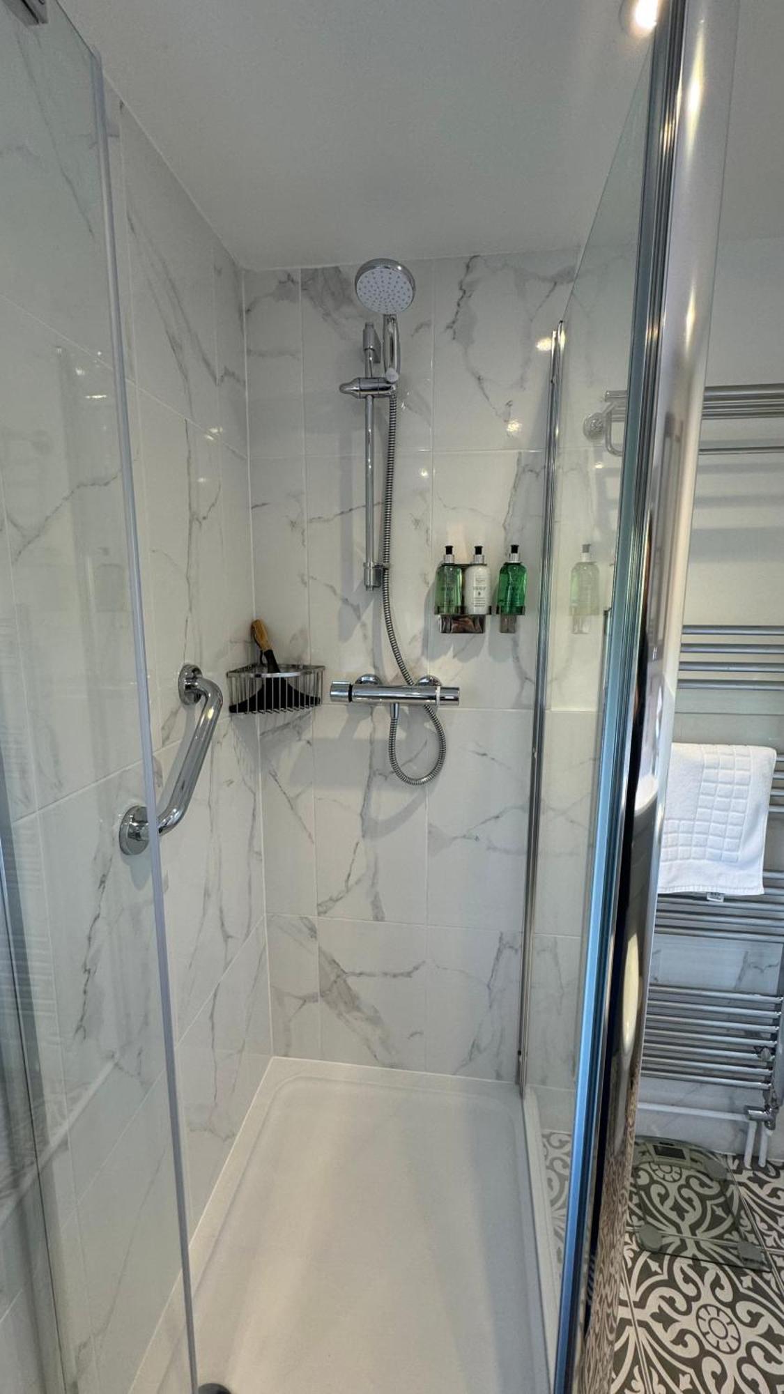 3 Bed Spa Cottage Southwater Экстерьер фото